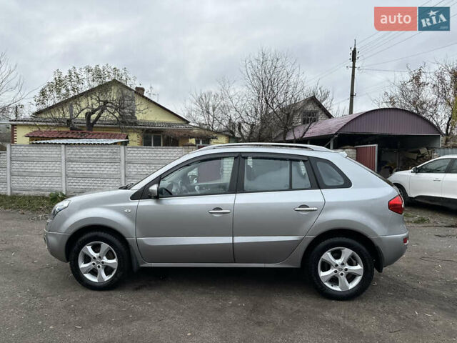 Сірий Рено Колеос, об'ємом двигуна 2 л та пробігом 230 тис. км за 7800 $, фото 6 на Automoto.ua