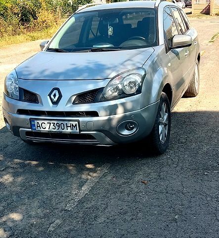 Сірий Рено Колеос, об'ємом двигуна 2 л та пробігом 223 тис. км за 8500 $, фото 5 на Automoto.ua
