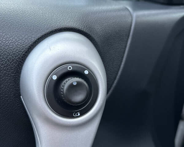 Сірий Рено Колеос, об'ємом двигуна 2 л та пробігом 230 тис. км за 7800 $, фото 25 на Automoto.ua