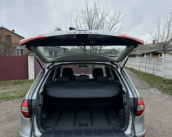 Сірий Рено Колеос, об'ємом двигуна 2 л та пробігом 230 тис. км за 7800 $, фото 12 на Automoto.ua