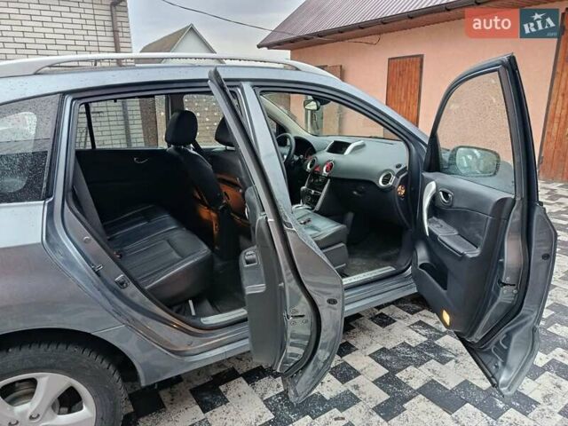 Серый Рено Колеос, объемом двигателя 2 л и пробегом 194 тыс. км за 9300 $, фото 18 на Automoto.ua