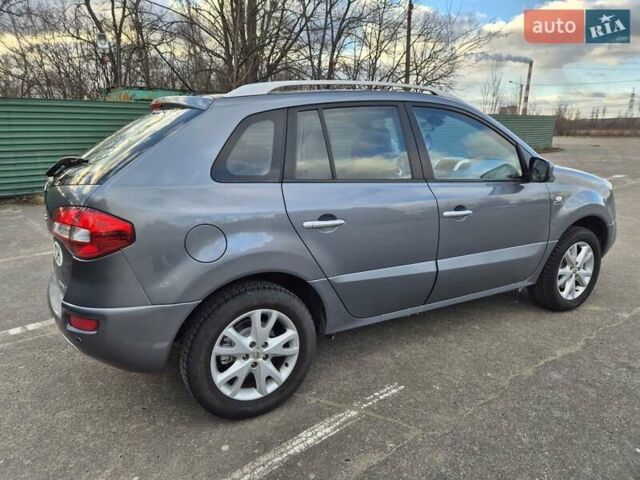 Серый Рено Колеос, объемом двигателя 2.45 л и пробегом 186 тыс. км за 9499 $, фото 3 на Automoto.ua