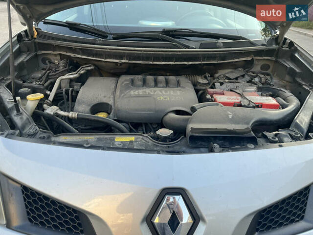 Сірий Рено Колеос, об'ємом двигуна 2 л та пробігом 260 тис. км за 8600 $, фото 8 на Automoto.ua