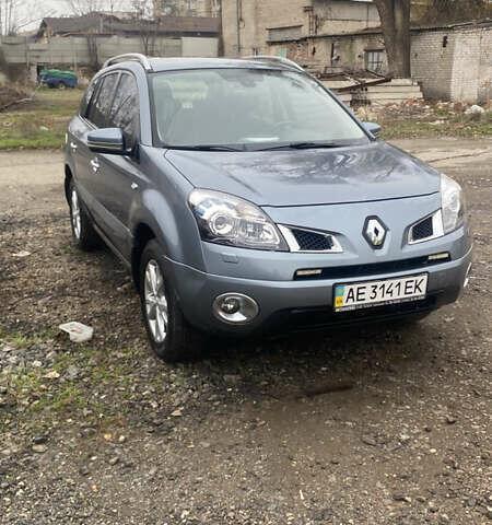 Сірий Рено Колеос, об'ємом двигуна 2.49 л та пробігом 119 тис. км за 9800 $, фото 5 на Automoto.ua