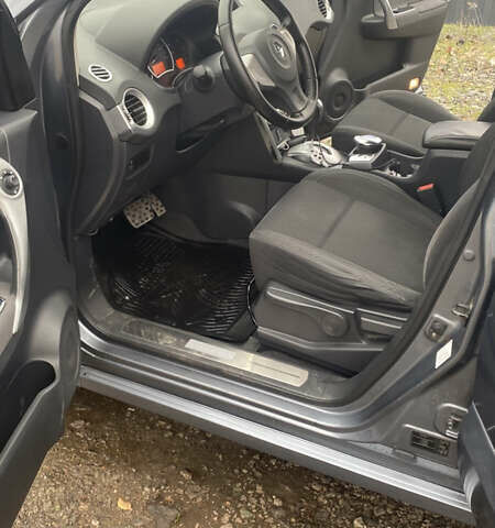 Сірий Рено Колеос, об'ємом двигуна 2.49 л та пробігом 119 тис. км за 9800 $, фото 41 на Automoto.ua