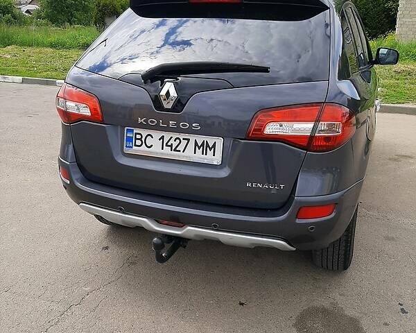 Рено Колеос 2010 в Стрые на Automoto.ua Серый Рено Колеос, объемом двигателя 2 л и пробегом 180 тыс. км за 8499 $, фото 3 на Automoto.ua