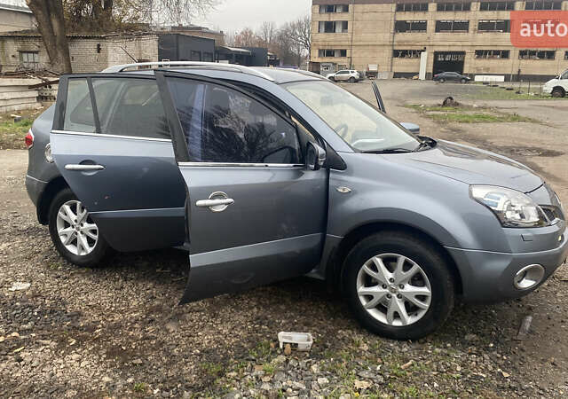 Сірий Рено Колеос, об'ємом двигуна 2.49 л та пробігом 119 тис. км за 9800 $, фото 63 на Automoto.ua