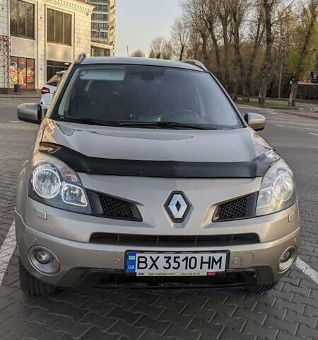 Серый Рено Колеос, объемом двигателя 2 л и пробегом 165 тыс. км за 10700 $, фото 4 на Automoto.ua