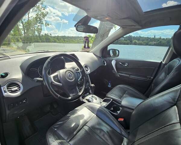 Сірий Рено Колеос, об'ємом двигуна 2.49 л та пробігом 301 тис. км за 8900 $, фото 6 на Automoto.ua