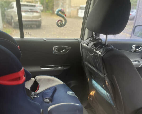 Рено Колеос 2010 в Кривом Роге на Automoto.ua Серый Рено Колеос, объемом двигателя 2.5 л и пробегом 119 тыс. км за 9700 $, фото 3 на Automoto.ua