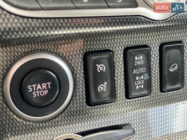 Серый Рено Колеос, объемом двигателя 2.49 л и пробегом 260 тыс. км за 8100 $, фото 23 на Automoto.ua