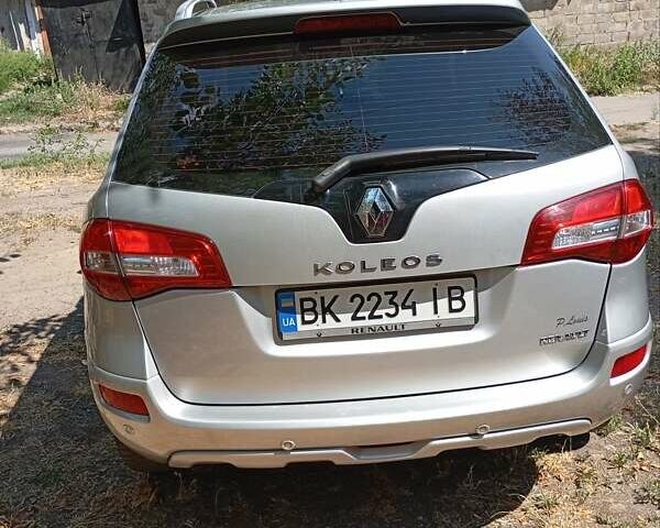 Серый Рено Колеос, объемом двигателя 2 л и пробегом 221 тыс. км за 8990 $, фото 17 на Automoto.ua