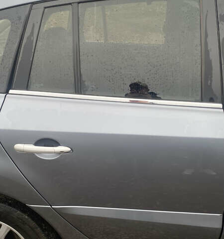 Сірий Рено Колеос, об'ємом двигуна 2.49 л та пробігом 119 тис. км за 9800 $, фото 27 на Automoto.ua