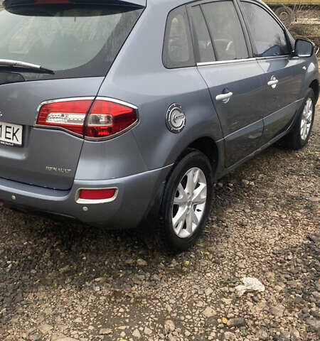 Сірий Рено Колеос, об'ємом двигуна 2.49 л та пробігом 119 тис. км за 9800 $, фото 18 на Automoto.ua