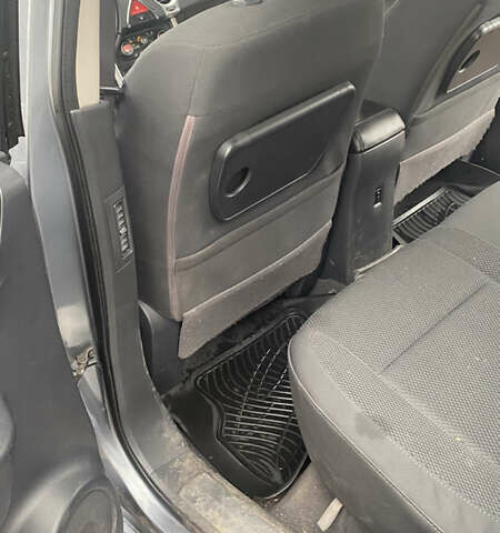 Сірий Рено Колеос, об'ємом двигуна 2.49 л та пробігом 119 тис. км за 9800 $, фото 57 на Automoto.ua