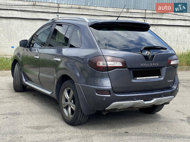 Серый Рено Колеос, объемом двигателя 2.49 л и пробегом 260 тыс. км за 8100 $, фото 3 на Automoto.ua