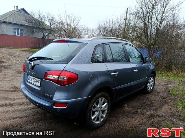 Сірий Рено Колеос, об'ємом двигуна 2.5 л та пробігом 283 тис. км за 9000 $, фото 3 на Automoto.ua