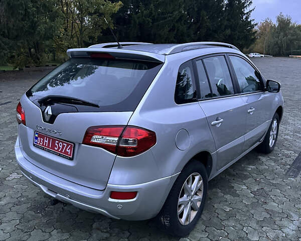 Сірий Рено Колеос, об'ємом двигуна 2 л та пробігом 214 тис. км за 9600 $, фото 19 на Automoto.ua