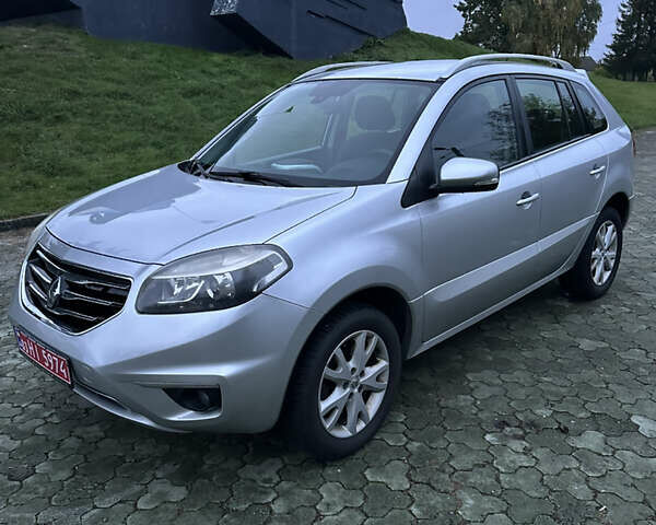 Сірий Рено Колеос, об'ємом двигуна 2 л та пробігом 214 тис. км за 9600 $, фото 32 на Automoto.ua