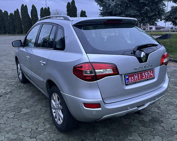 Сірий Рено Колеос, об'ємом двигуна 2 л та пробігом 214 тис. км за 9600 $, фото 3 на Automoto.ua