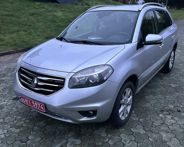 Сірий Рено Колеос, об'ємом двигуна 2 л та пробігом 214 тис. км за 9600 $, фото 23 на Automoto.ua