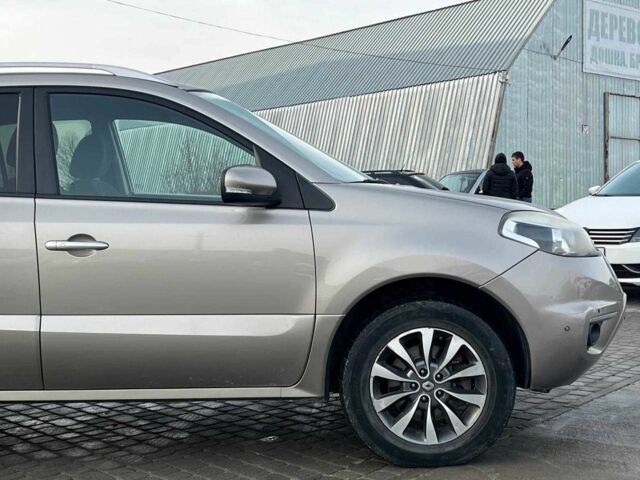 Сірий Рено Колеос, об'ємом двигуна 2 л та пробігом 162 тис. км за 7290 $, фото 8 на Automoto.ua