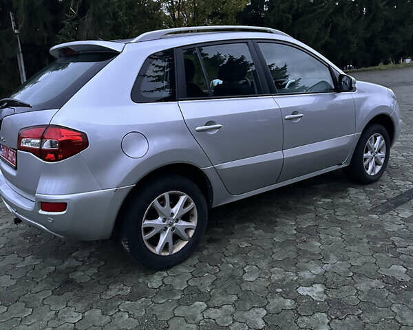 Сірий Рено Колеос, об'ємом двигуна 2 л та пробігом 214 тис. км за 9600 $, фото 31 на Automoto.ua