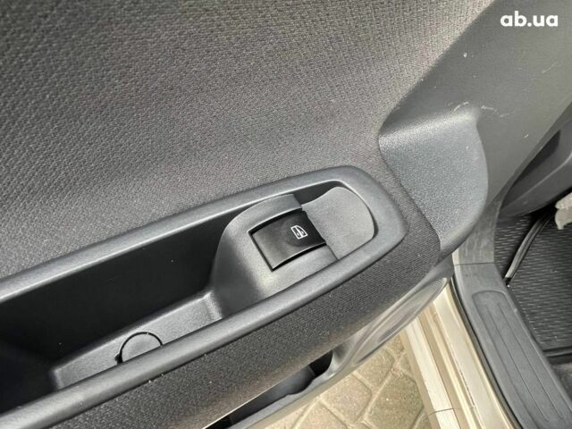 Серый Рено Колеос, объемом двигателя 2 л и пробегом 162 тыс. км за 7290 $, фото 36 на Automoto.ua