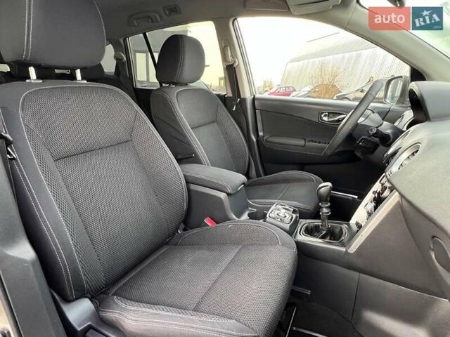 Сірий Рено Колеос, об'ємом двигуна 2 л та пробігом 162 тис. км за 7290 $, фото 40 на Automoto.ua