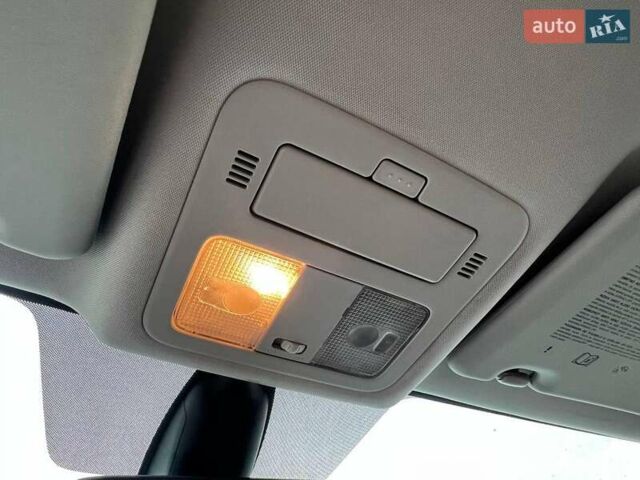 Сірий Рено Колеос, об'ємом двигуна 2 л та пробігом 162 тис. км за 7290 $, фото 34 на Automoto.ua
