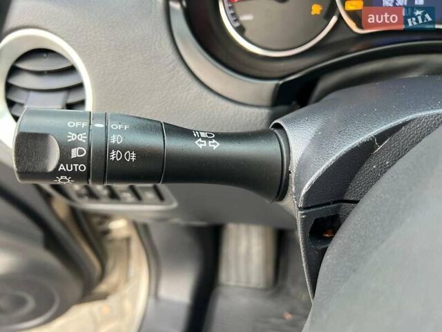 Сірий Рено Колеос, об'ємом двигуна 2 л та пробігом 162 тис. км за 7290 $, фото 25 на Automoto.ua