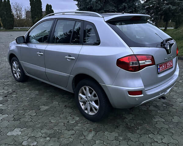 Сірий Рено Колеос, об'ємом двигуна 2 л та пробігом 214 тис. км за 9600 $, фото 30 на Automoto.ua
