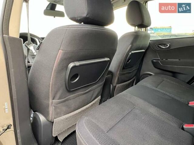 Сірий Рено Колеос, об'ємом двигуна 2 л та пробігом 162 тис. км за 7290 $, фото 37 на Automoto.ua