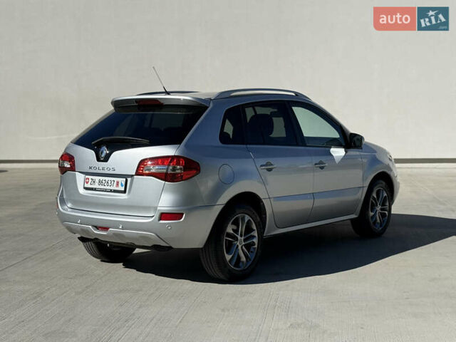 Сірий Рено Колеос, об'ємом двигуна 2 л та пробігом 209 тис. км за 14500 $, фото 2 на Automoto.ua