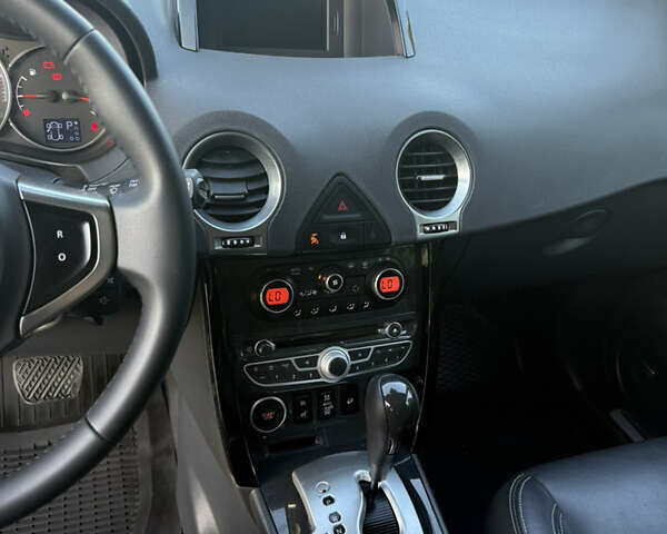 Рено Колеос 2012 в Каневе на Automoto.ua Серый Рено Колеос, объемом двигателя 2 л и пробегом 245 тыс. км за 11600 $, фото 23 на Automoto.ua