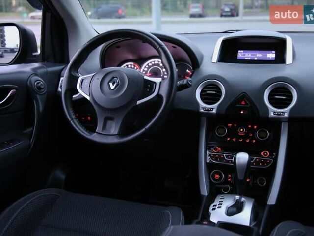 Серый Рено Колеос, объемом двигателя 2.49 л и пробегом 157 тыс. км за 10700 $, фото 10 на Automoto.ua