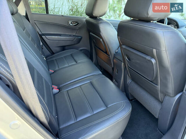 Сірий Рено Колеос, об'ємом двигуна 2 л та пробігом 209 тис. км за 14500 $, фото 34 на Automoto.ua