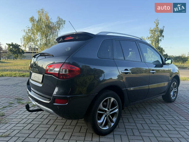 Рено Колеос 2012 в Каневе на Automoto.ua Серый Рено Колеос, объемом двигателя 2 л и пробегом 245 тыс. км за 11600 $, фото 2 на Automoto.ua