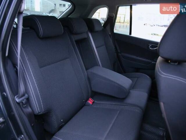 Серый Рено Колеос, объемом двигателя 2.49 л и пробегом 157 тыс. км за 10700 $, фото 8 на Automoto.ua