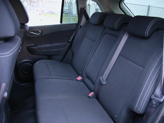 Серый Рено Колеос, объемом двигателя 2.5 л и пробегом 157 тыс. км за 10700 $, фото 7 на Automoto.ua