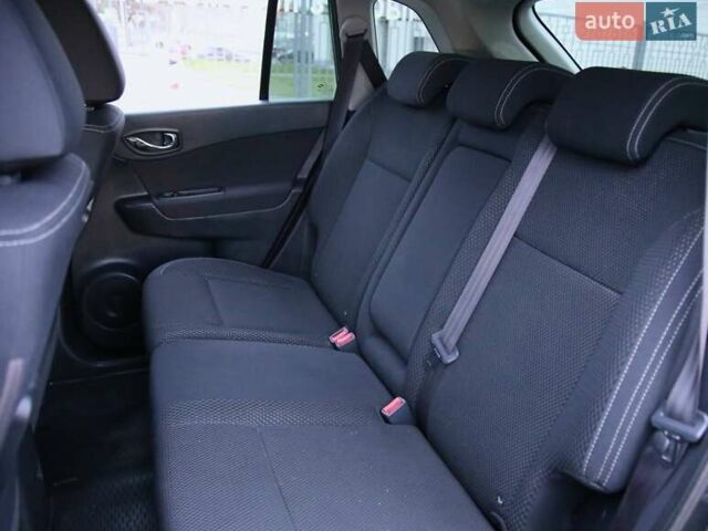 Серый Рено Колеос, объемом двигателя 2.49 л и пробегом 157 тыс. км за 10700 $, фото 7 на Automoto.ua