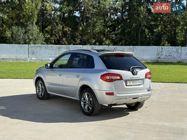 Сірий Рено Колеос, об'ємом двигуна 2 л та пробігом 209 тис. км за 14500 $, фото 4 на Automoto.ua