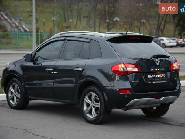 Серый Рено Колеос, объемом двигателя 2.49 л и пробегом 157 тыс. км за 10700 $, фото 3 на Automoto.ua