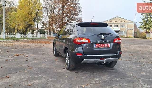 Серый Рено Колеос, объемом двигателя 2 л и пробегом 161 тыс. км за 13300 $, фото 101 на Automoto.ua