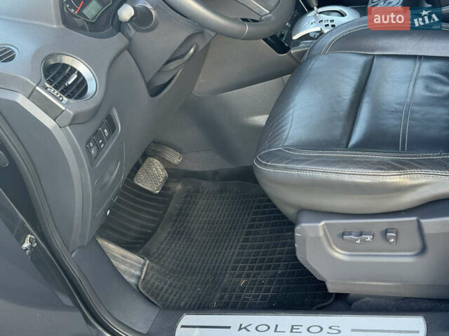 Рено Колеос 2012 в Каневе на Automoto.ua Серый Рено Колеос, объемом двигателя 2 л и пробегом 245 тыс. км за 11600 $, фото 17 на Automoto.ua