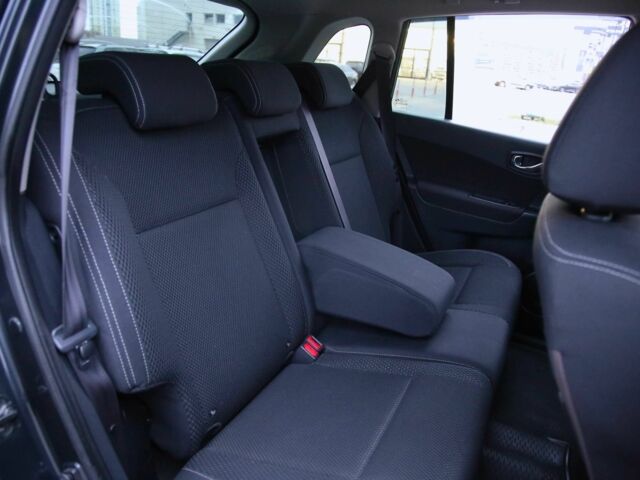 Серый Рено Колеос, объемом двигателя 2.5 л и пробегом 157 тыс. км за 10700 $, фото 8 на Automoto.ua