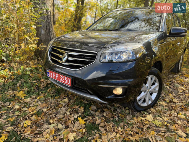 Серый Рено Колеос, объемом двигателя 2 л и пробегом 148 тыс. км за 12999 $, фото 3 на Automoto.ua