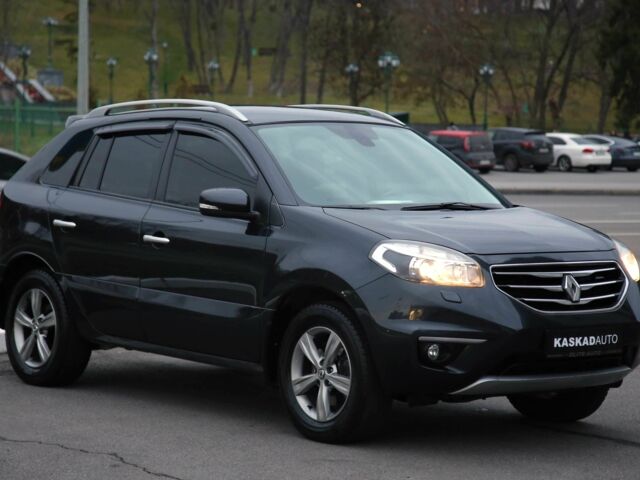 Серый Рено Колеос, объемом двигателя 2.5 л и пробегом 157 тыс. км за 10700 $, фото 2 на Automoto.ua