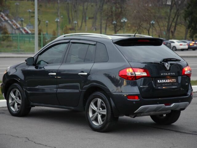 Серый Рено Колеос, объемом двигателя 2.5 л и пробегом 157 тыс. км за 10700 $, фото 3 на Automoto.ua