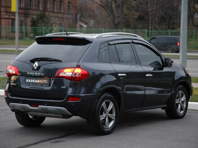 Серый Рено Колеос, объемом двигателя 2.5 л и пробегом 157 тыс. км за 10700 $, фото 5 на Automoto.ua